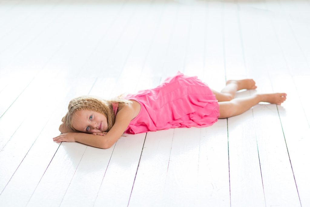 girl, young, resting-510452.jpg